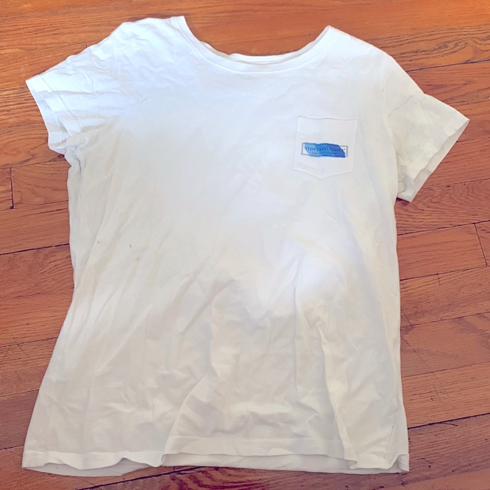 Men’s Adult Small/Youth XL White Vineyard Vines Short Sleeve T shirt